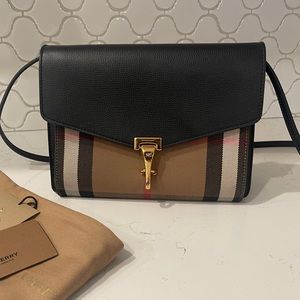 Burberry Macken Crossbody